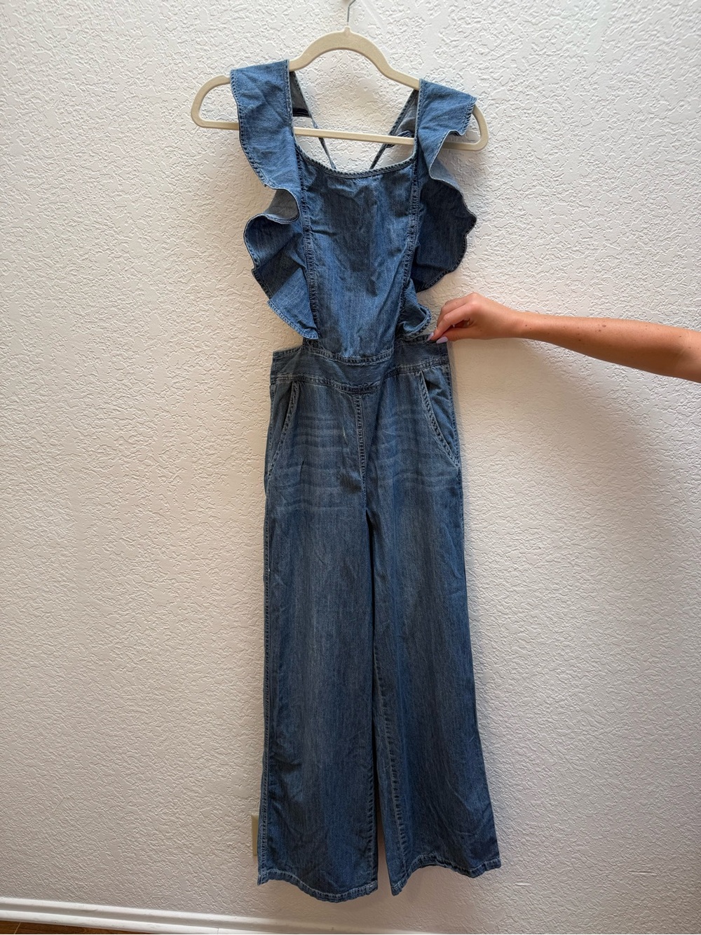 DO+BE Blue Ruffle Strap Wide-Leg Denim Overalls